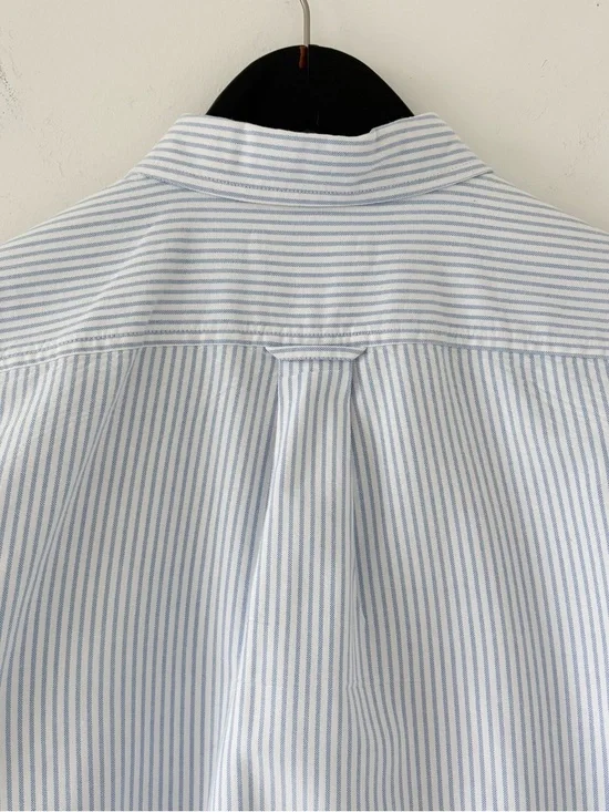 Everlane 100% Cotton Must-Have Oxford Shirt - Picture 5 of 13